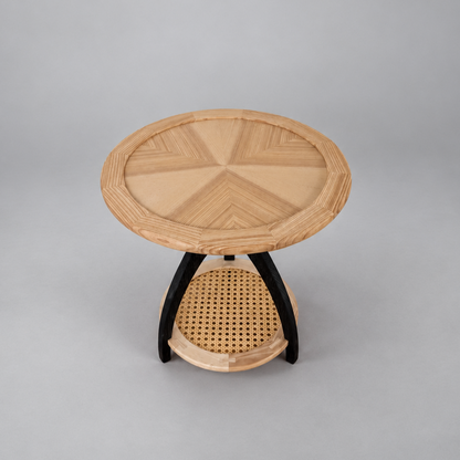 Vienna | A Side Table with Timeless Character