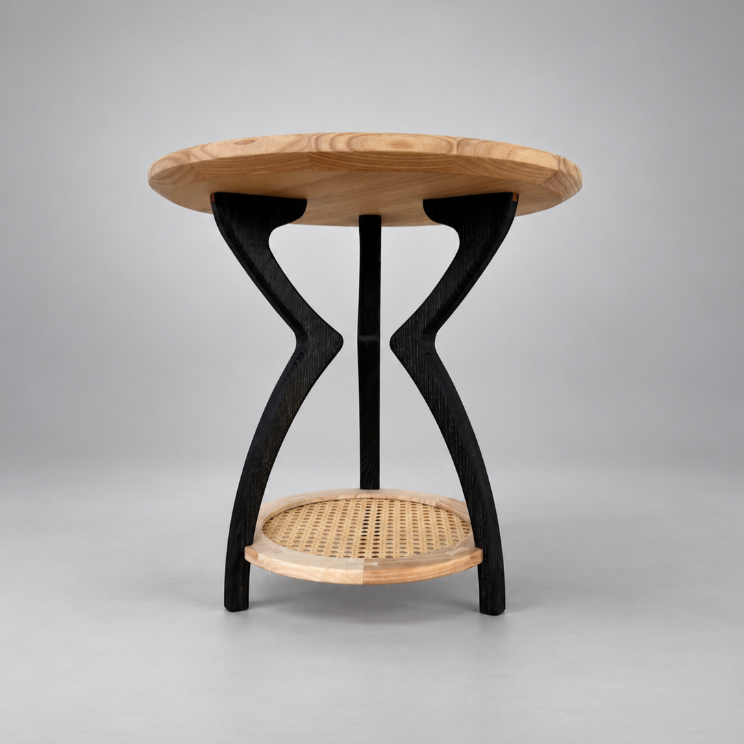 Vienna | A Side Table with Timeless Character