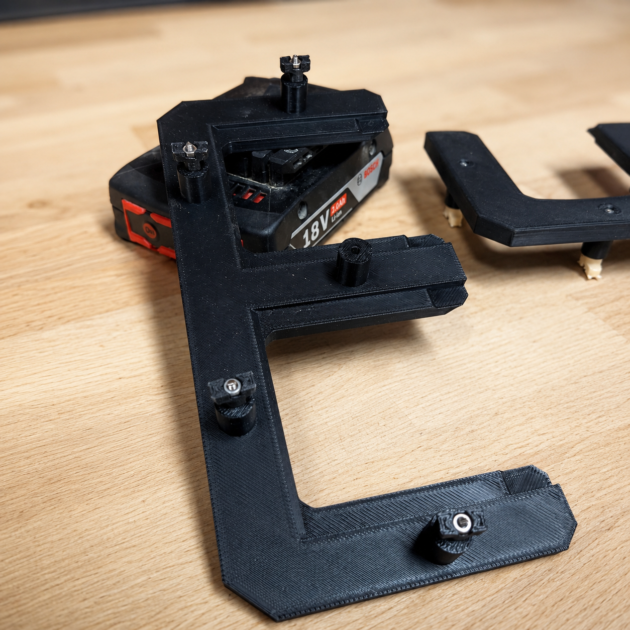 Bosch 18V Battery Holder (Digital Product, STL)