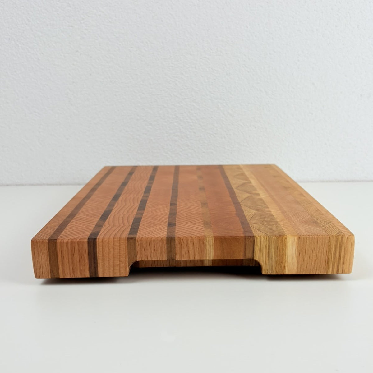 Maestro | A Symphony in Wood – End Grain Cutting Board